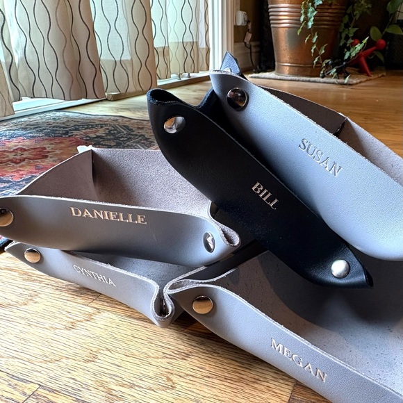 Leather Rivet Valet Catchall Tray - Picture 12 of 12